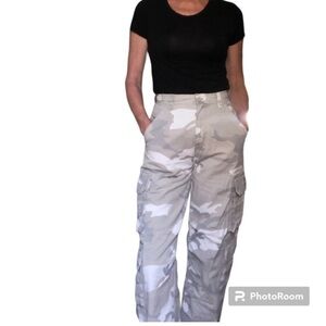 Urban Pipeline  Camouflage Cargo Painter Pants straight leg 16R